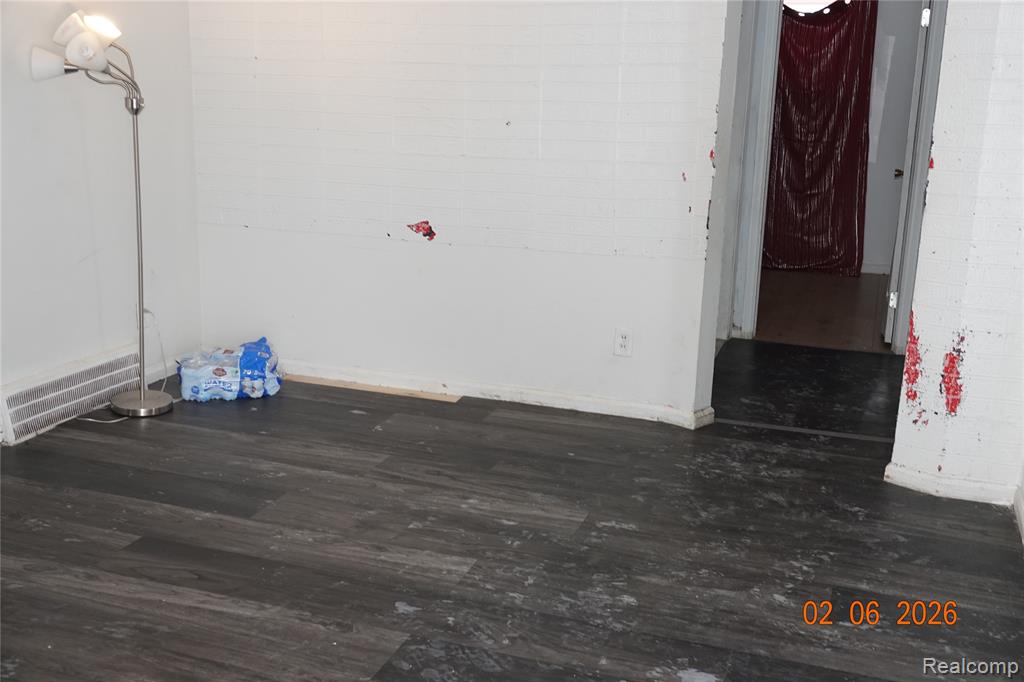 7828 WESTWOOD Street, Detroit, MI 48228 — Photo 7