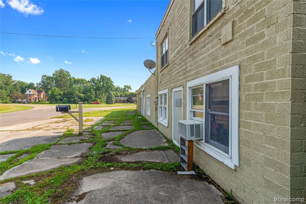 3279 Emmett Road, Emmett, MI 48022 — Photo 43