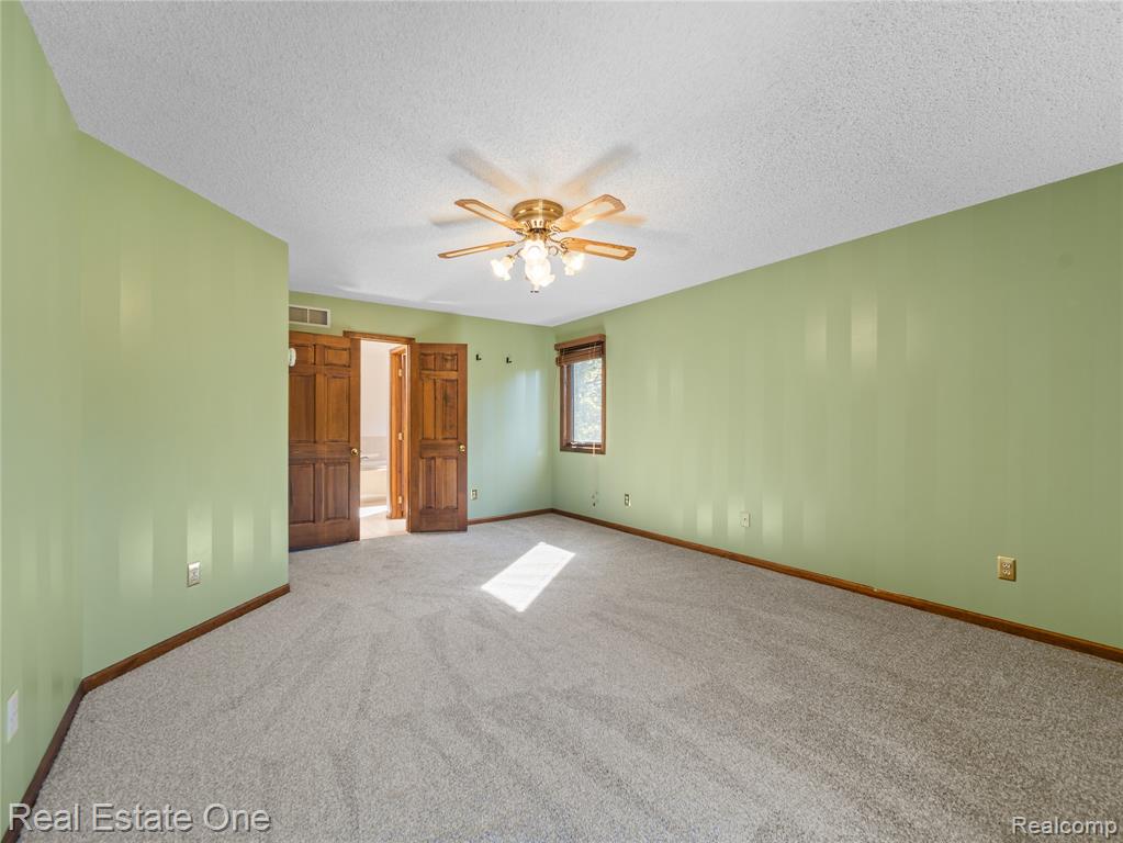 4097 Merna Lane, Milford, MI 48380 — Photo 25