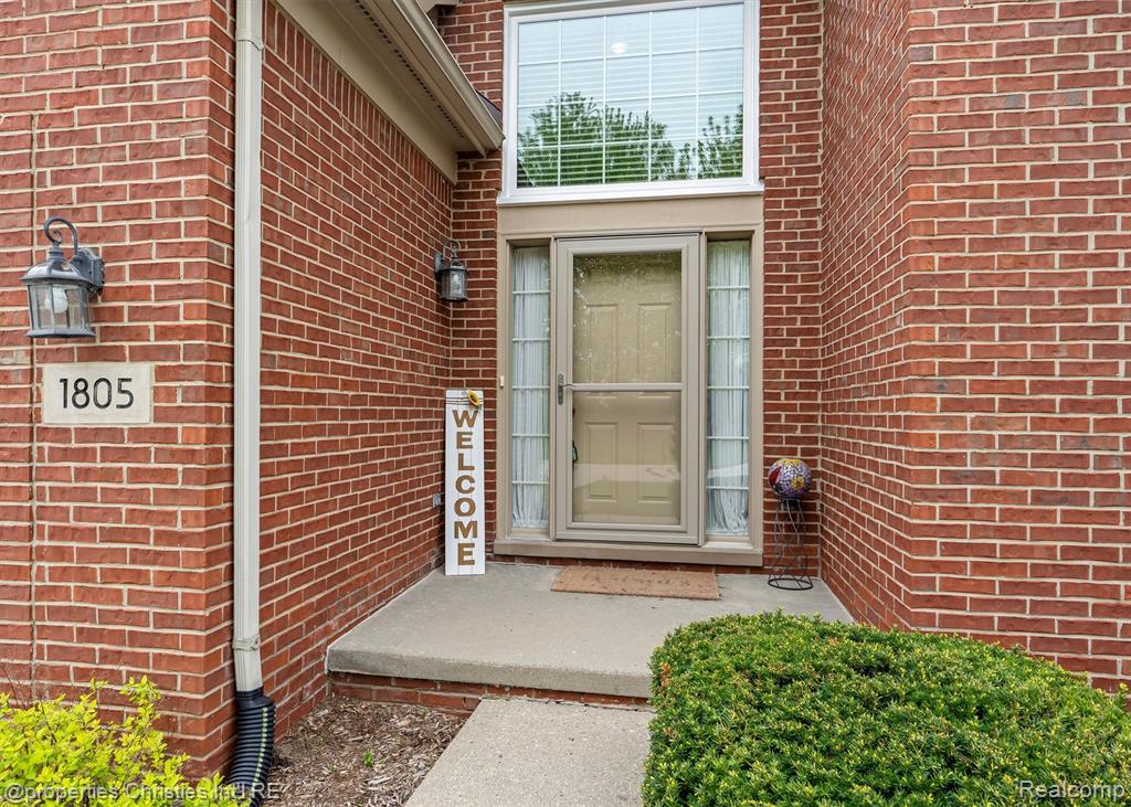 1805 Lincoln Drive, Canton, MI 48188 — Photo 3