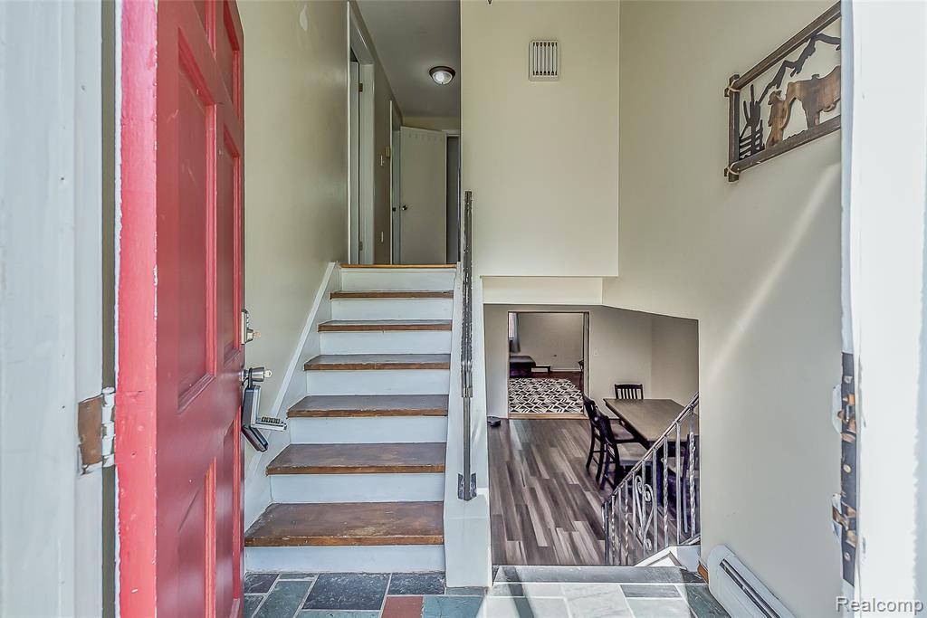 1107 Odessa Drive, Holly, MI 48442 — Photo 5