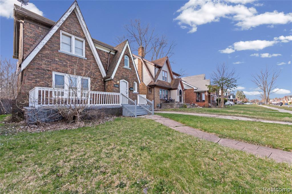 13100 Wilshire Drive, Detroit, MI 48213 — Photo 2