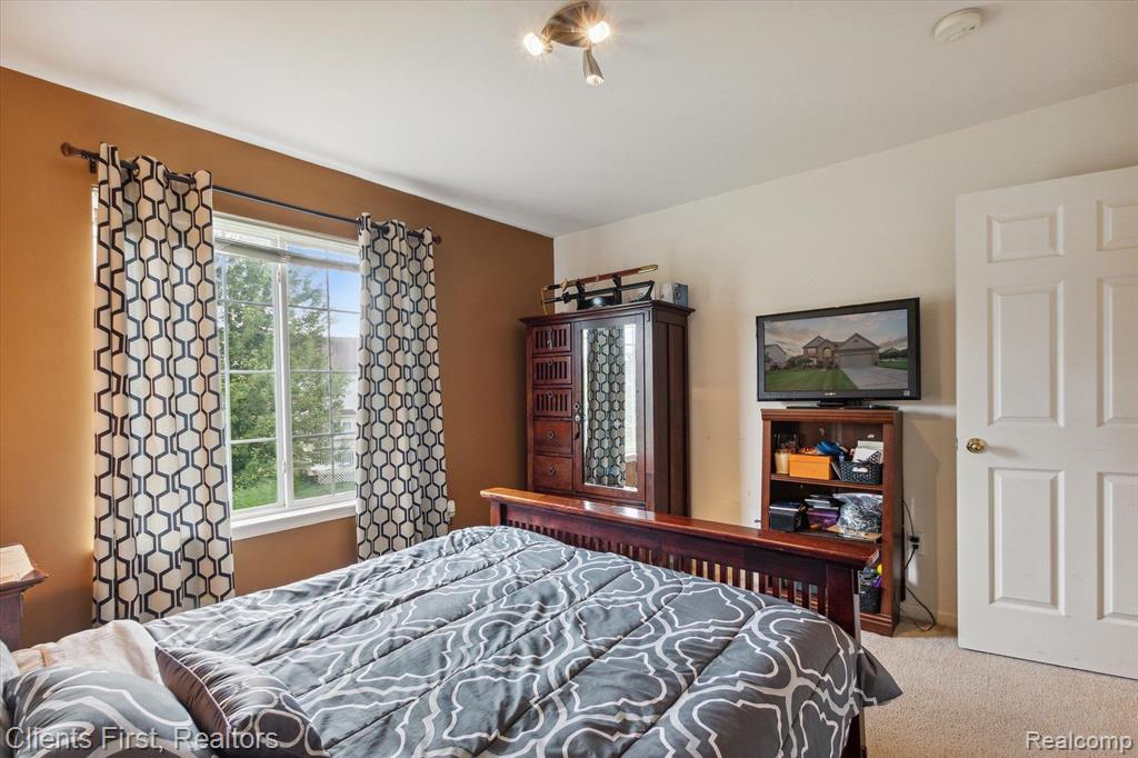 43872 N TIMBERVIEW Drive, Belleville, MI 48111 — Photo 30