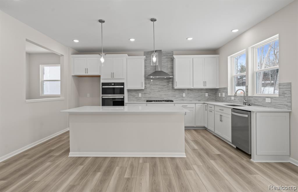 30112 Norway Drive, New Hudson, MI 48165 — Photo 11
