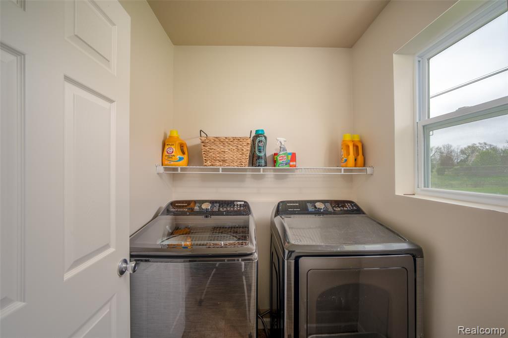 3411 Amber Oaks Drive, Howell, MI 48855 — Photo 11