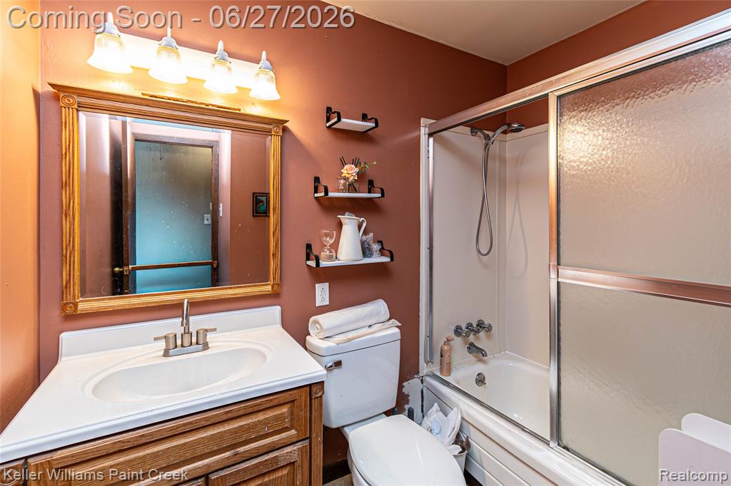 20510 Luna Street, Clinton Twp, MI 48035 — Photo 33