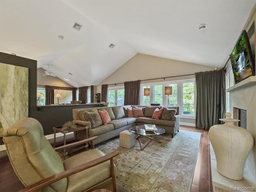 5484 Waldon Road, Clarkston, MI 48348 — Photo 28