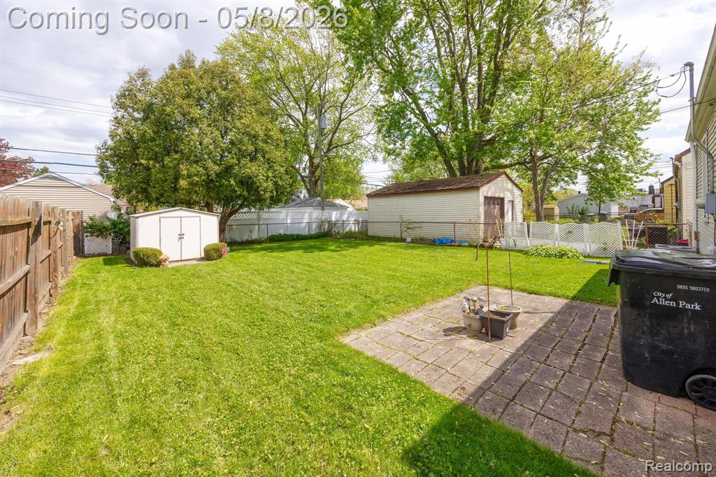 6785 Pelham Road, Allen Park, MI 48101 — Photo 4