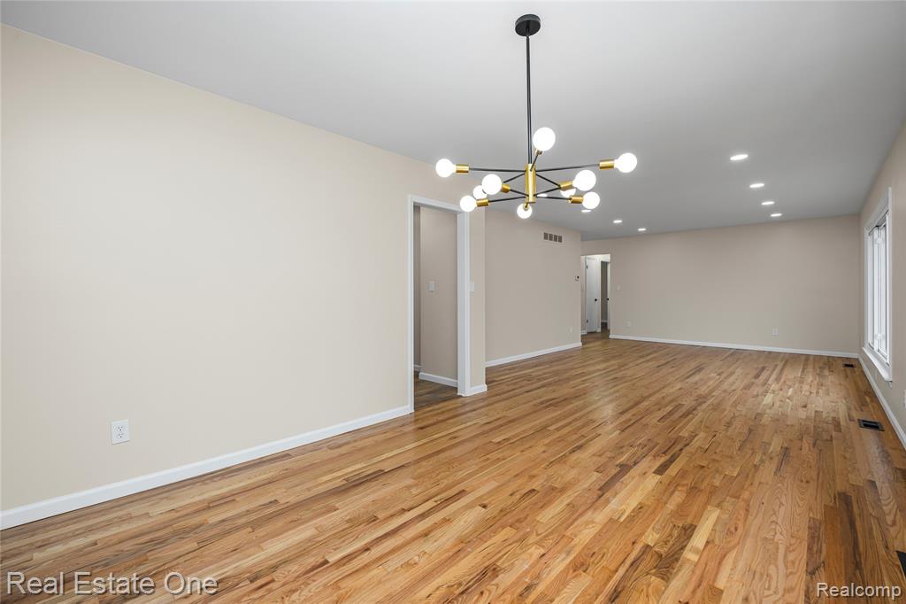 32363 Olde Franklin Drive, Farmington, MI, 48334