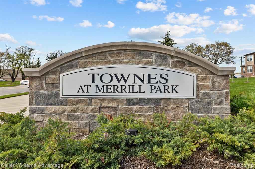 836 Addison Circle, Walled Lake, MI 48390 — Photo 41