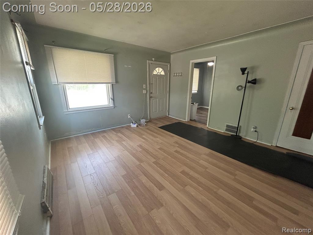 8869 Hartwell Street, Detroit, MI 48228 — Photo 4