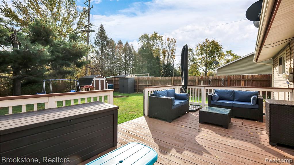 410 N Lester Street, Capac, MI 48014 — Photo 7