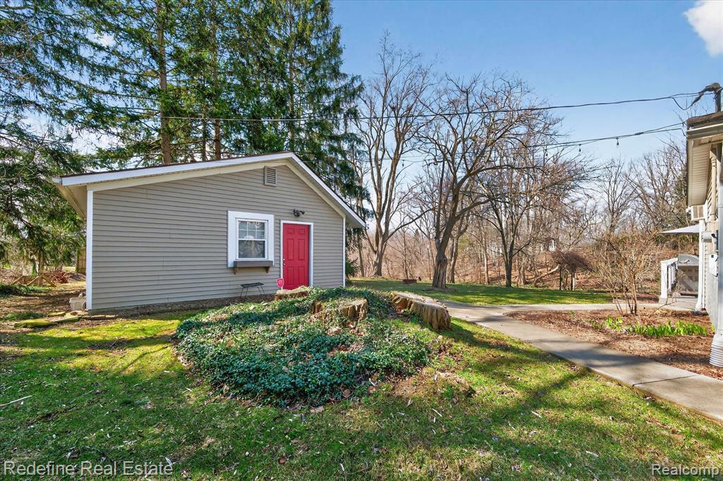 47025 S Chigwidden Drive, Northville, MI 48167 — Photo 52