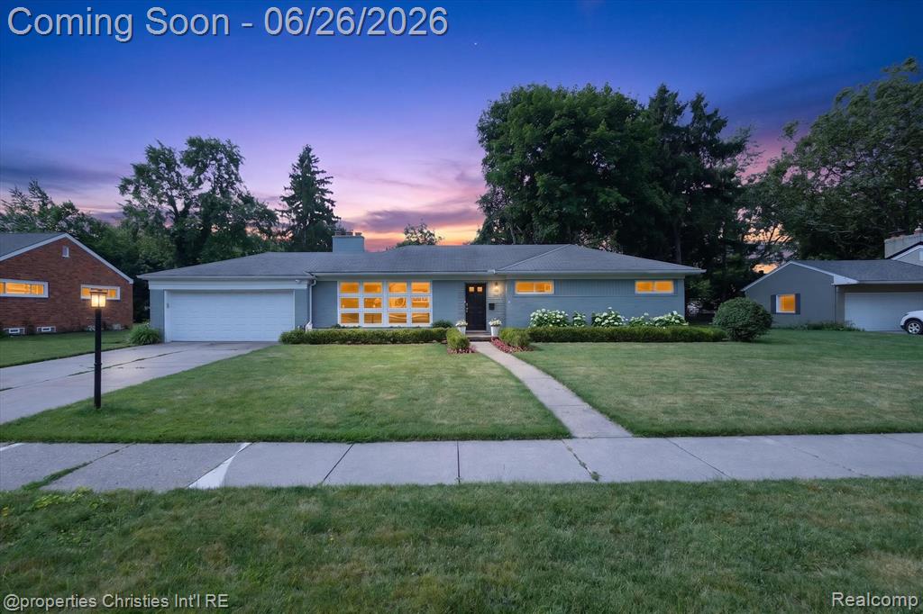 17451 Birwood Avenue, Beverly Hills, MI 48025