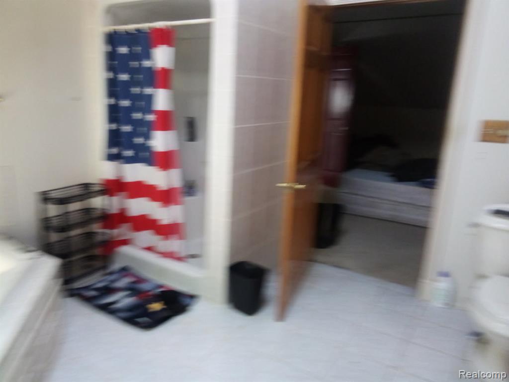 5255 N Seymour Road, Flushing, MI 48433 — Photo 9