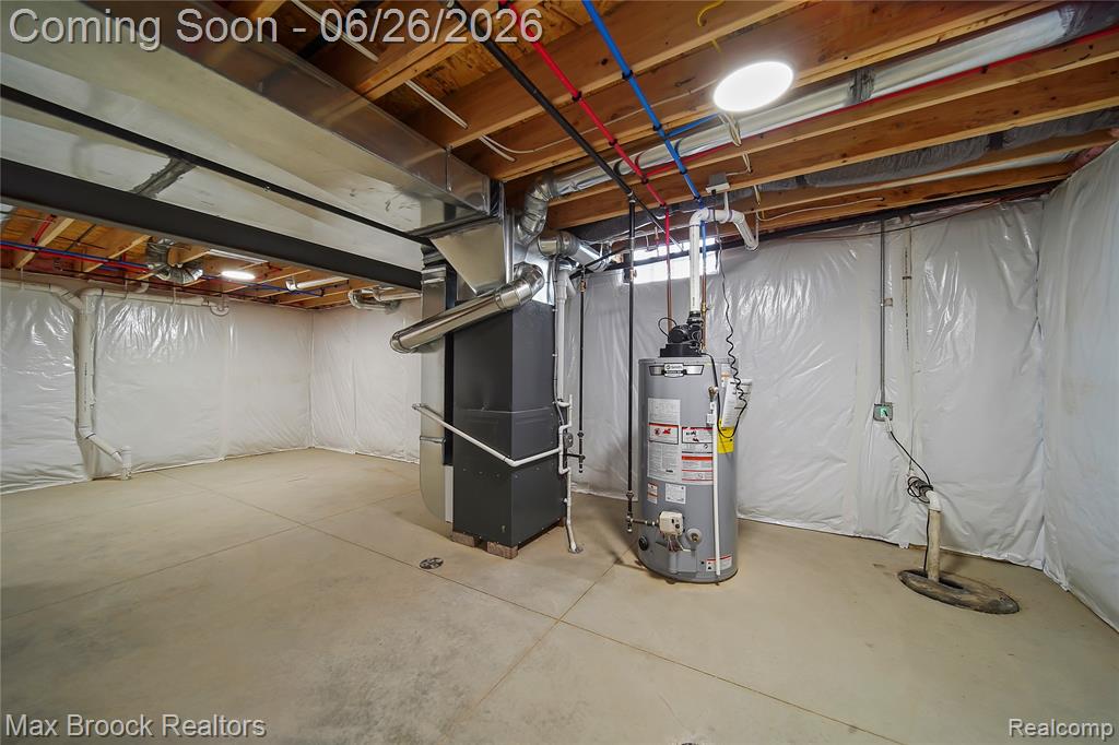 34575 Jefferson Avenue, Harrison Township, MI — Photo 40