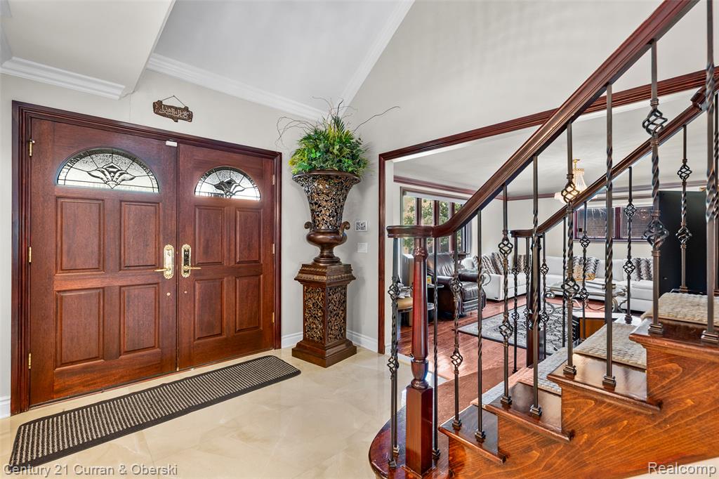 5984 Campus Drive, Dearborn Heights, MI 48127 — Photo 4