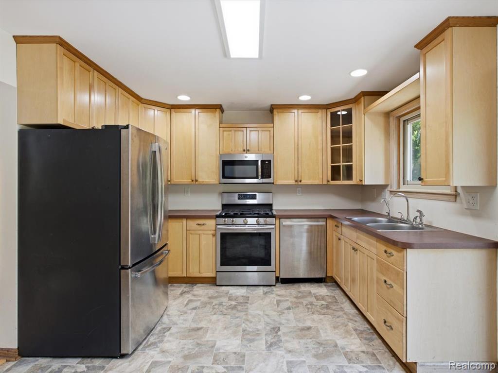 2861 Church Road, Columbus, MI — Photo 13