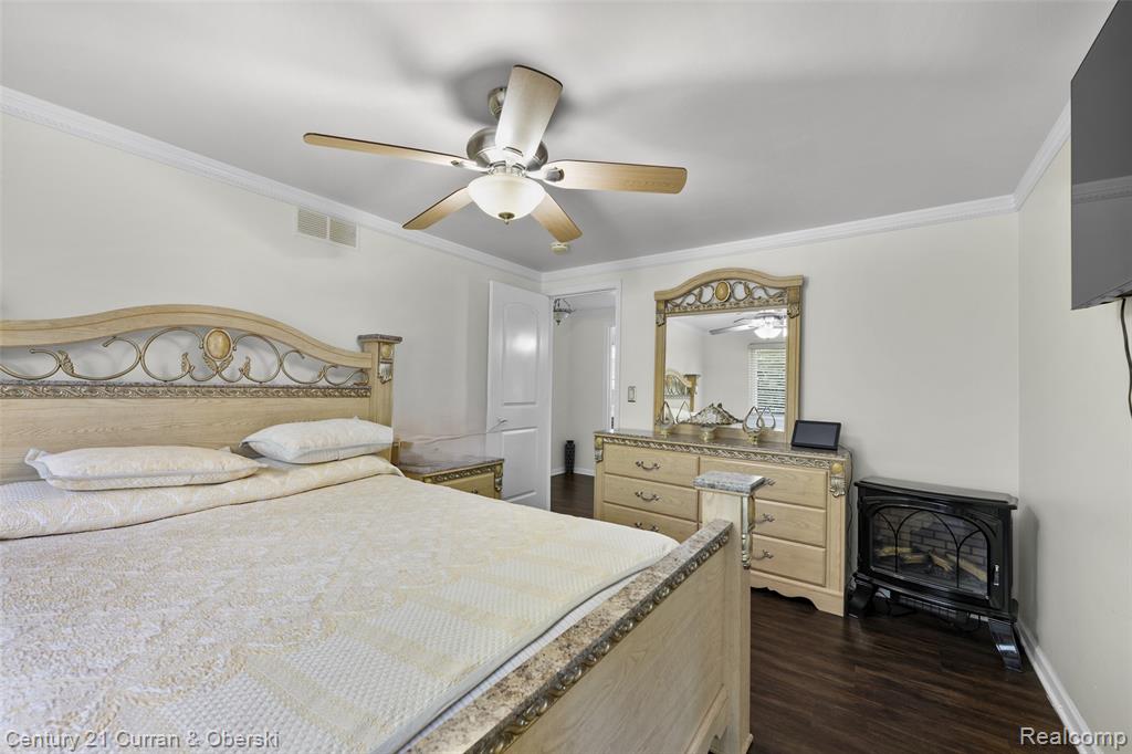 741 Berwyn Street, Dearborn Heights, MI 48127 — Photo 26