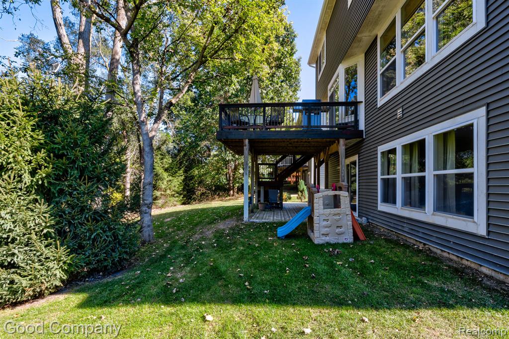 907 RIVERSTONE Court, Milford, MI 48381 — Photo 66