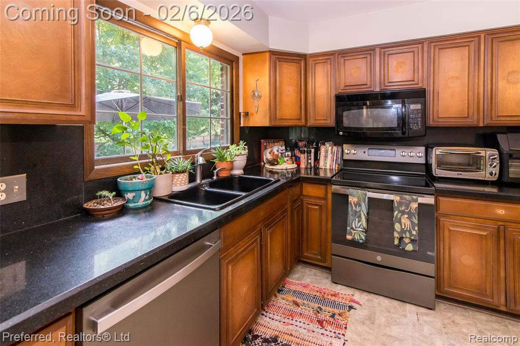 46701 N Territorial Road, Plymouth, MI 48170 — Photo 26