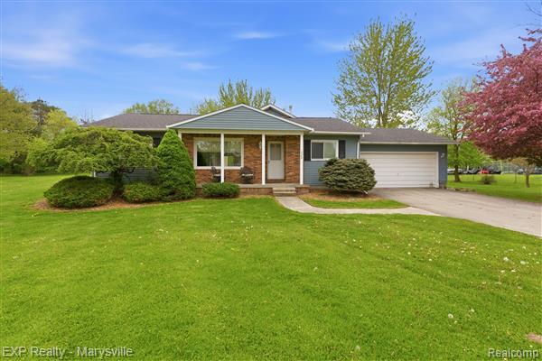 12265 Hough Road, Memphis, MI — Photo 2