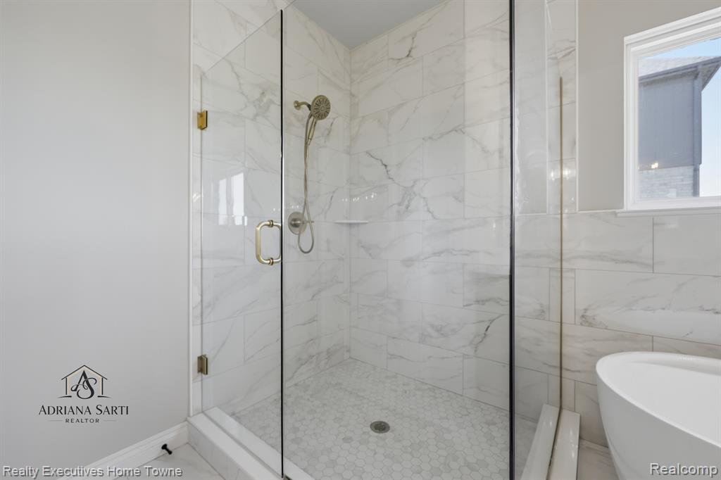 54161 Carrigan Drive, New Baltimore, MI 48047 — Photo 41