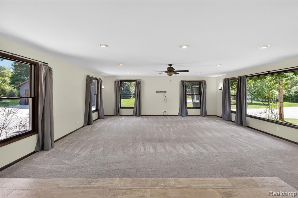 9353 Hill Road, Swartz Creek, MI 48473 — Photo 16
