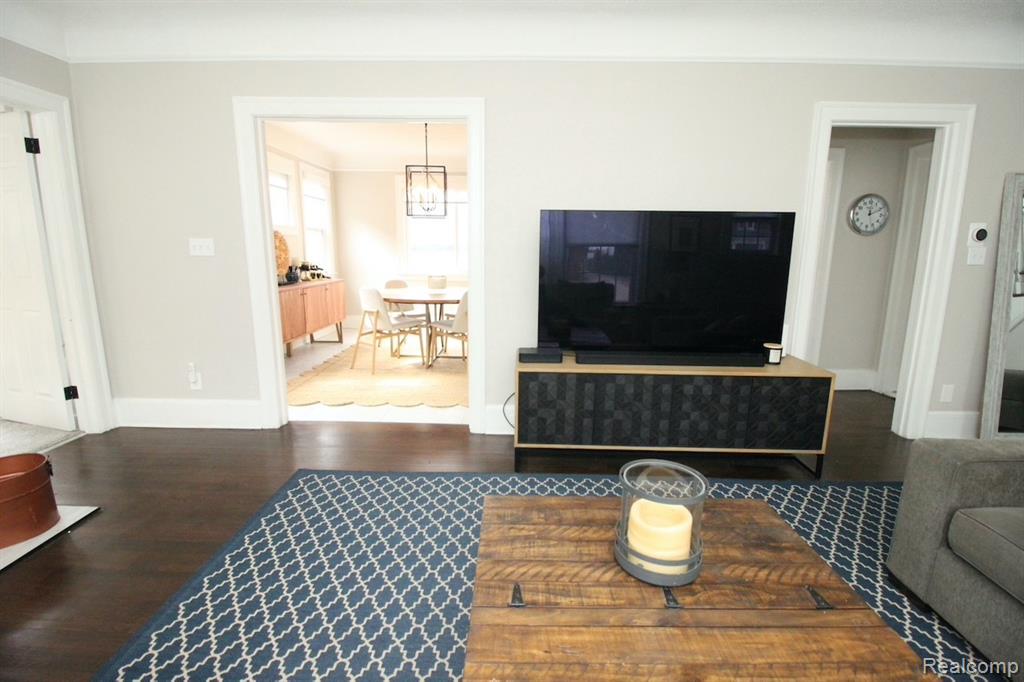 1383 Bishop Road, Grosse Pointe, MI 48230 — Photo 14