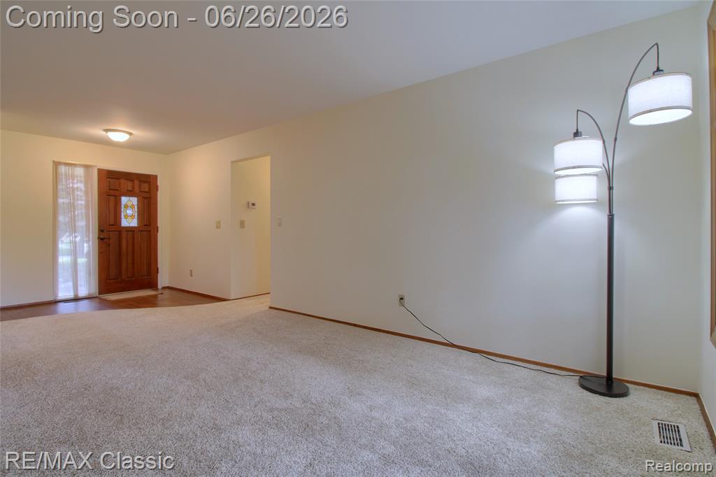 6957 Carriage Hills Drive, Canton, MI 48187 — Photo 8