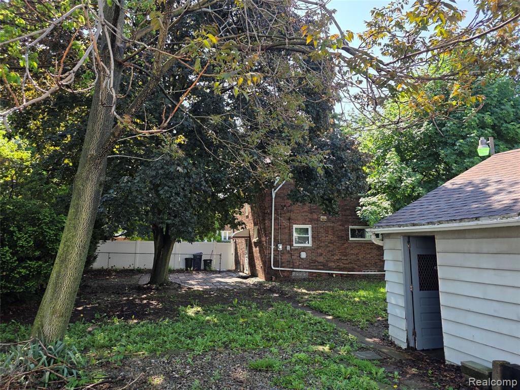 1332 Fort Park Boulevard, Lincoln Park, MI 48146 — Photo 8