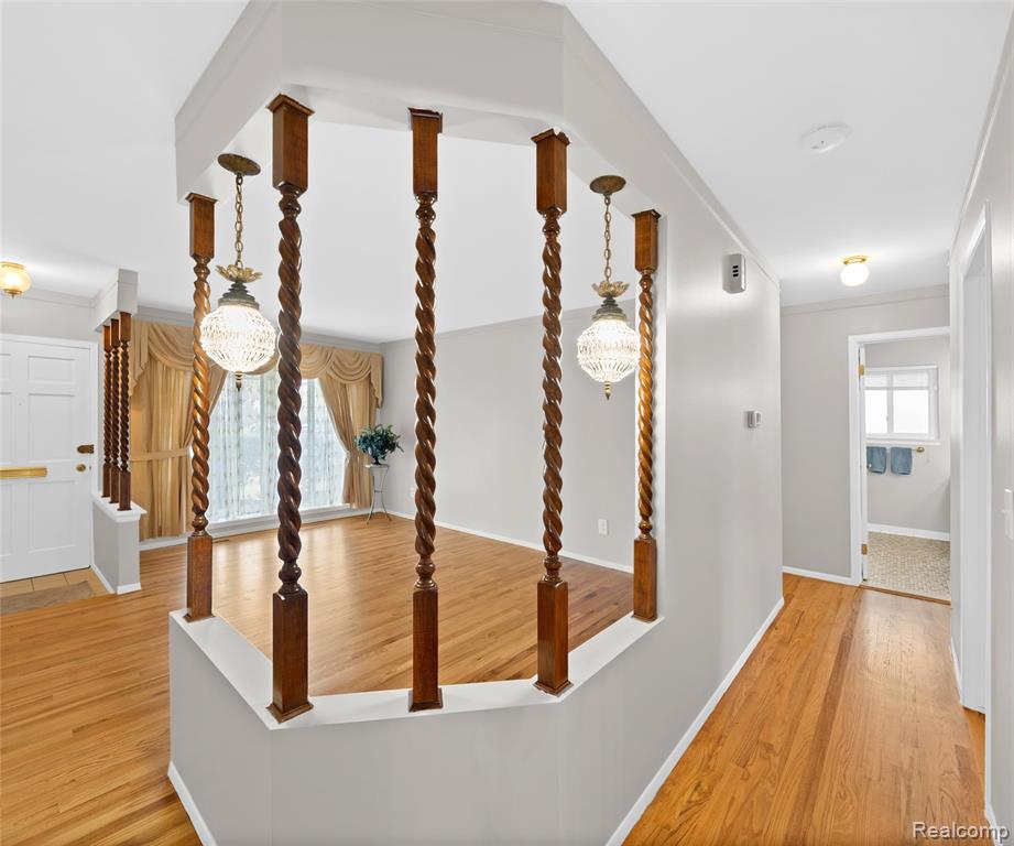 7330 Pointe Drive, Canton, MI 48187 — Photo 9