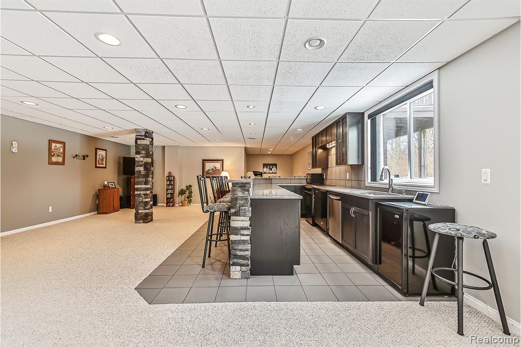 24624 ROSEMONT Drive, South Lyon, MI 48178 — Photo 21