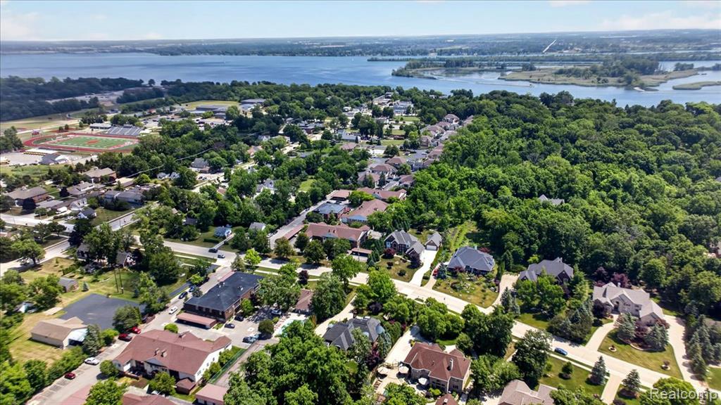 8421 Mathias, 11, Grosse Ile, MI 48138 — Photo 36