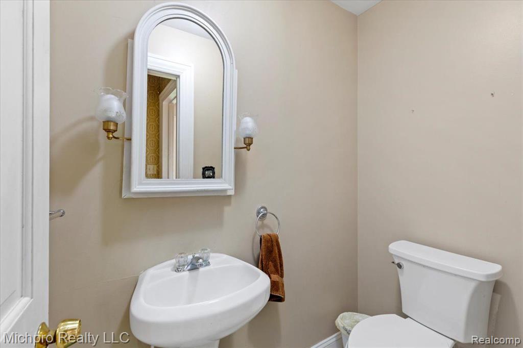 9321 LAPEER Road, Mayville Vlg, MI 48744 — Photo 23