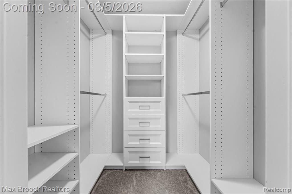 20237 Southampton Drive, Livonia, MI, 48152