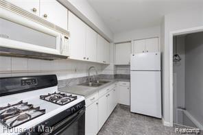 759 E Maxlow Avenue, Hazel Park, MI 48030 — Photo 11