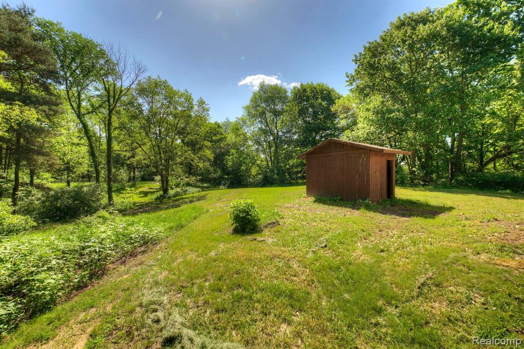 9600 Oakhurst Road, Holly, MI 48442 — Photo 26