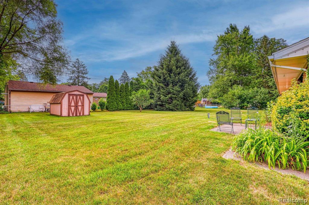 7592 VERNA Drive, Lambertville, MI 48144 — Photo 14