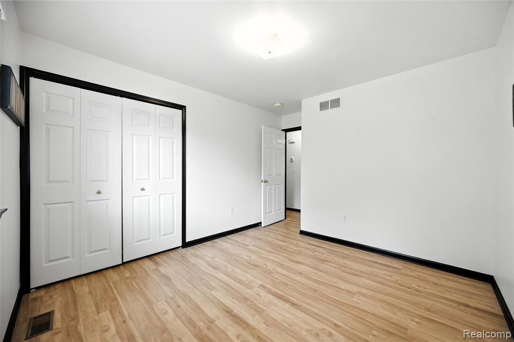 41270 Chancellor Court, Clinton Twp, MI 48038 — Photo 19