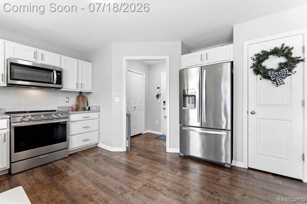 2066 Monohan Drive, Monroe, MI 48162 — Photo 12