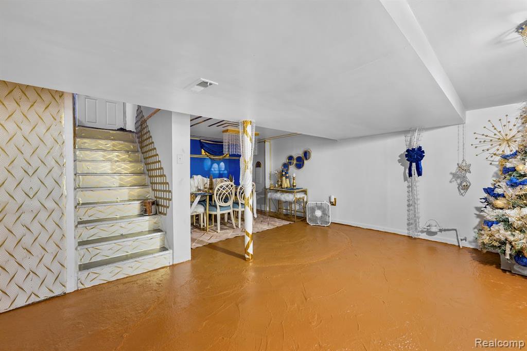 6747 Mettetal Street, Detroit, MI 48228 — Photo 18