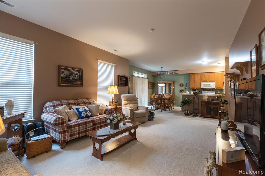 1890 Cedar Valley Drive, 38, Canton, MI 48188 — Photo 6