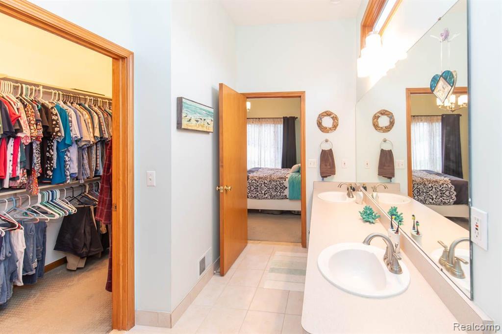 914 E LIBERTY Street, Milford, MI 48381 — Photo 44