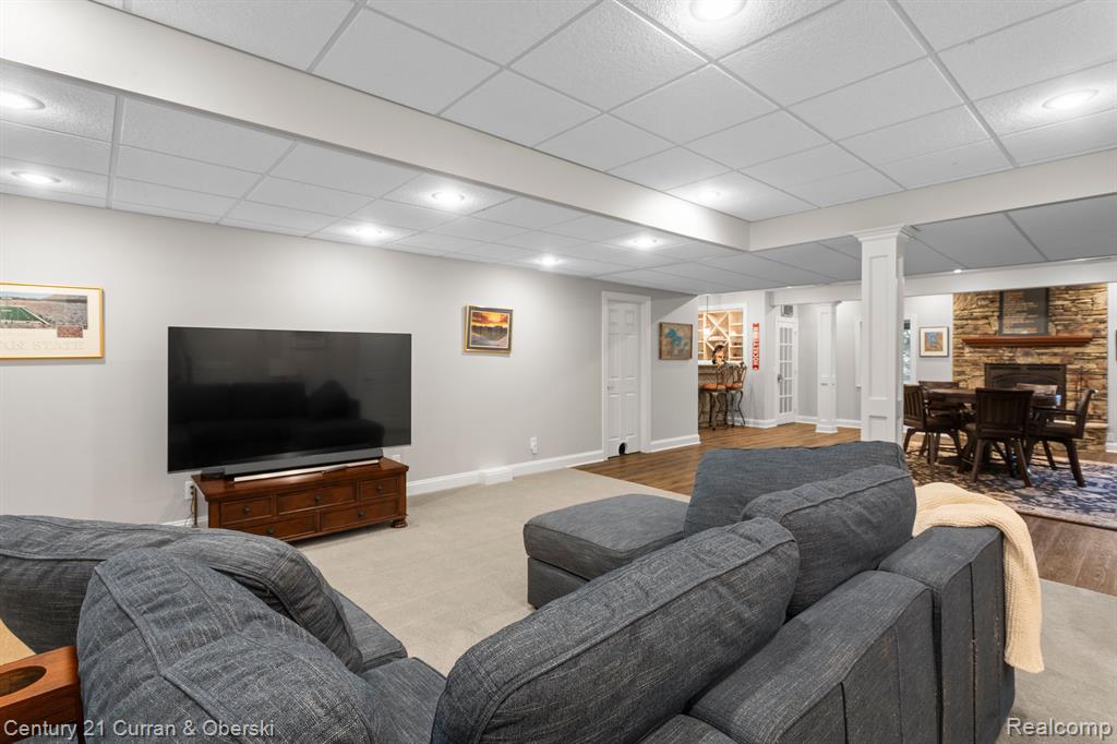 15892 CRYSTAL DOWNS E, Northville, MI 48168 — Photo 39