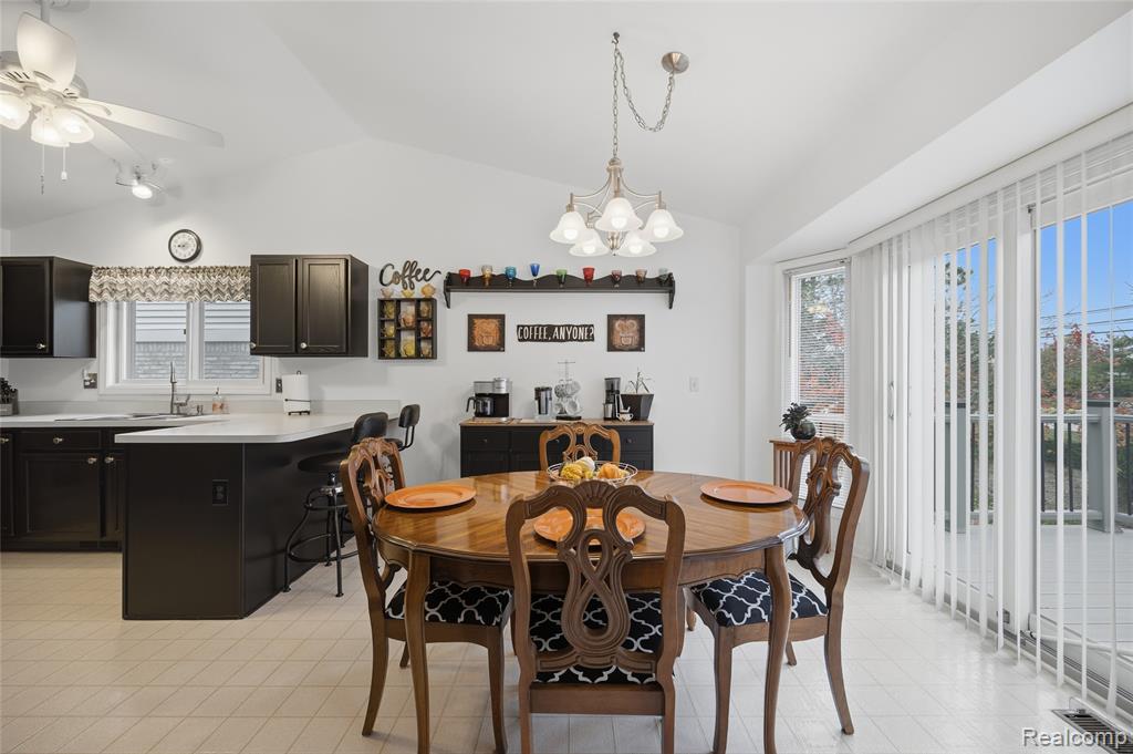 6670 Copper Creek Dr W, Washington, MI — Photo 13