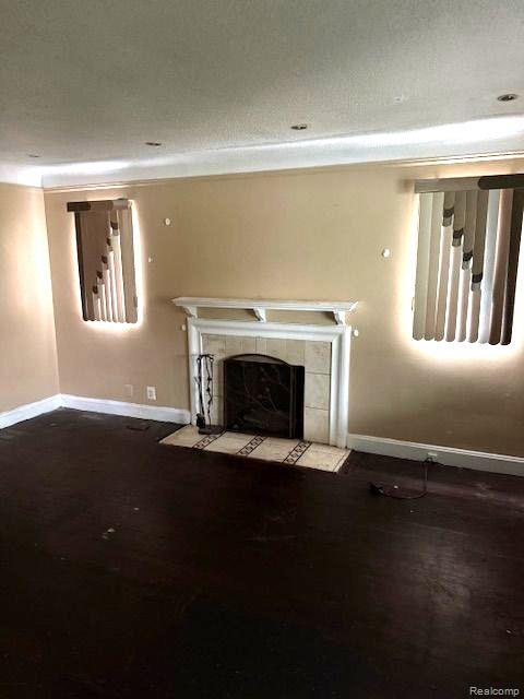 22482 W MCNICHOLS Road, Detroit, MI 48219 — Photo 2