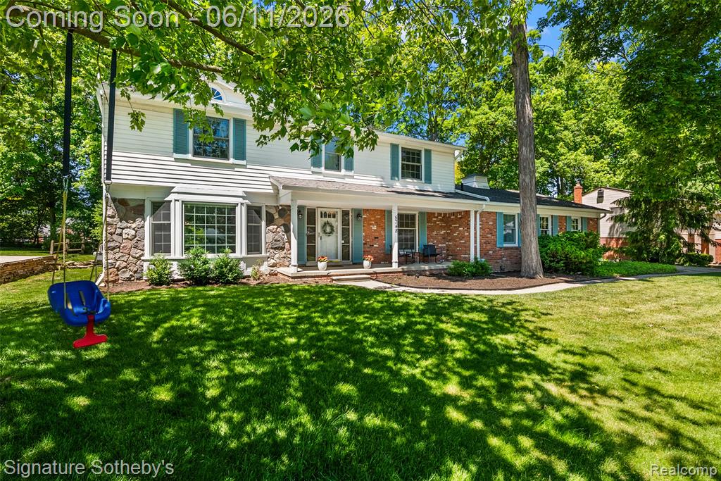 5748 Cherry Crest Drive, West Bloomfield, MI — Photo 40