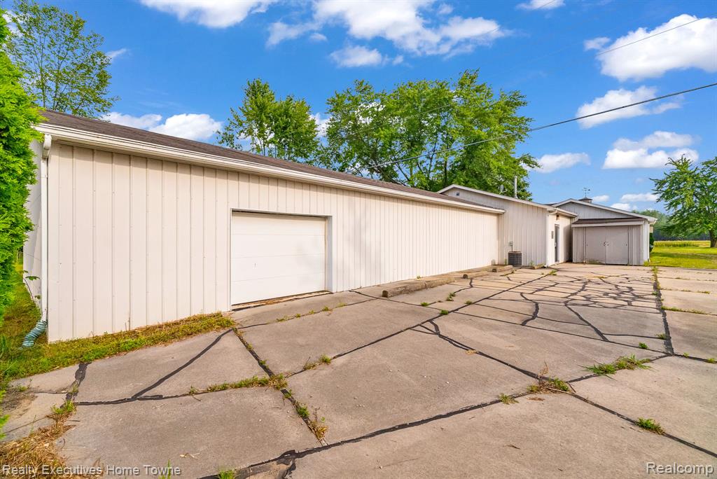 4280 Dove Road, Port Huron, MI 48060 — Photo 28