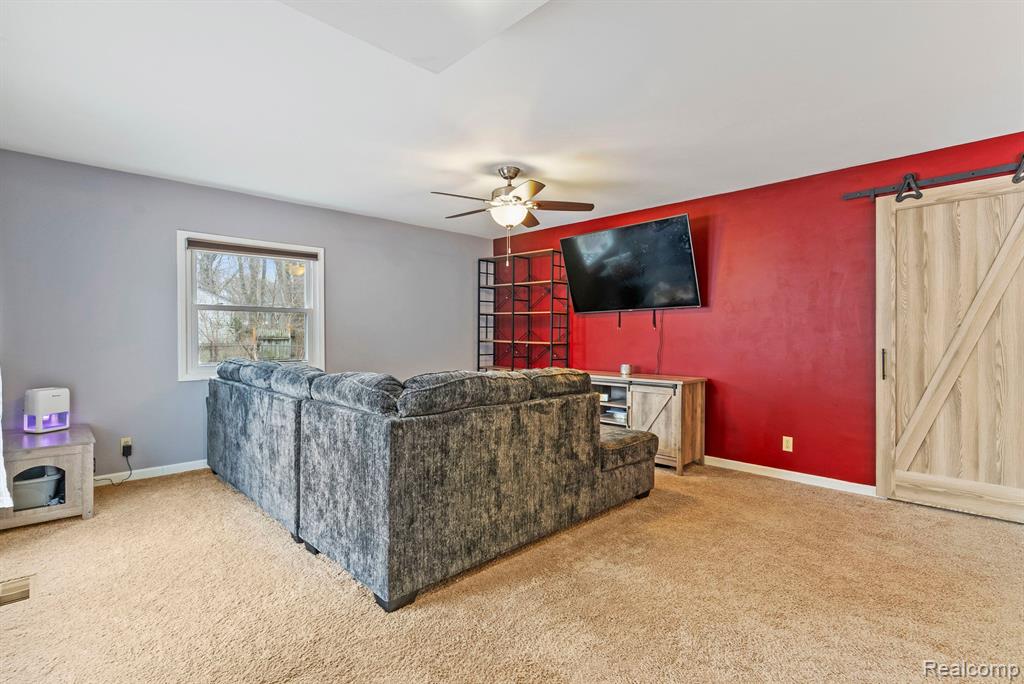 6086 N CROWN Street, Westland, MI — Photo 22